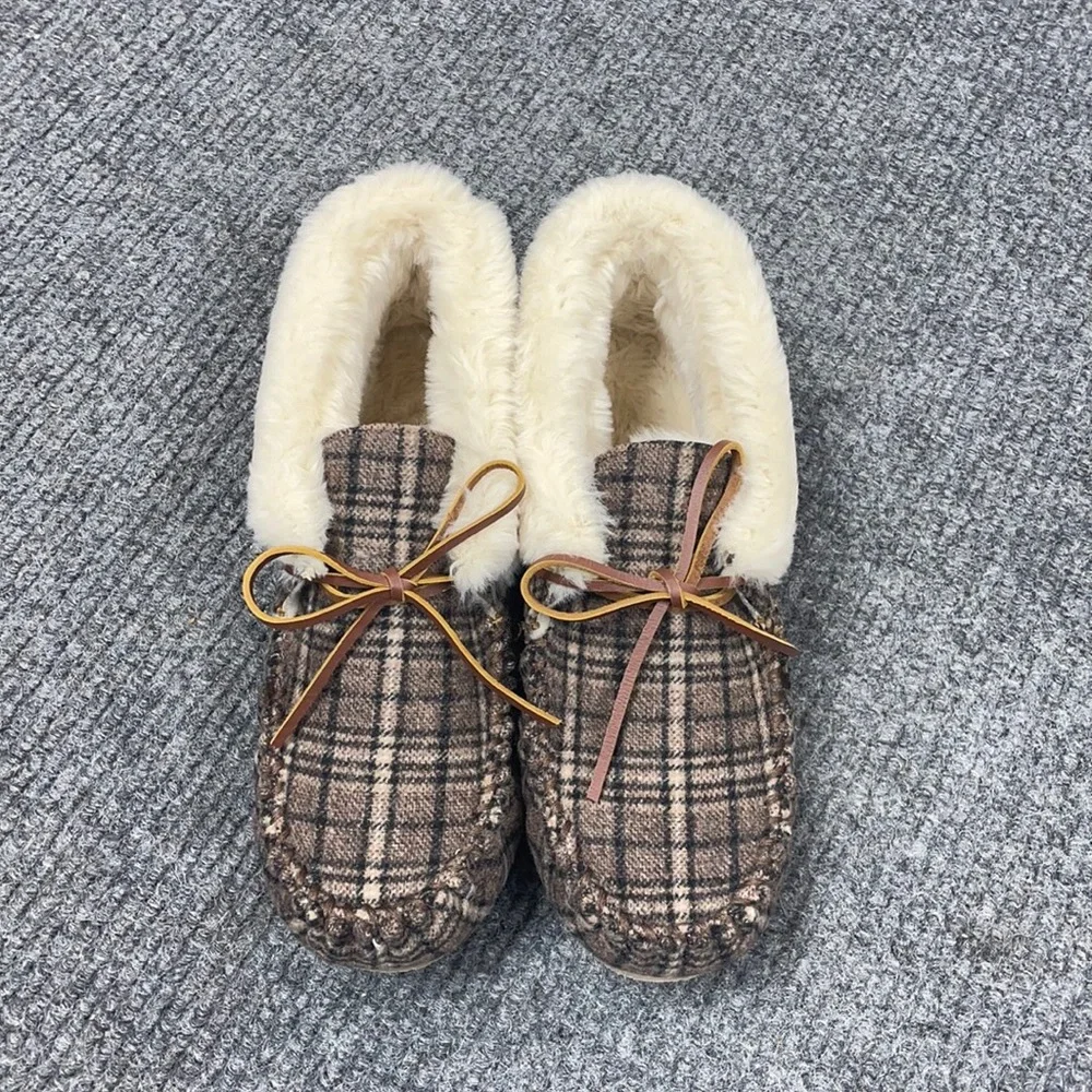Minnetonka Women’s Chrissy Brown Plaid Suede slippers (2928) - Picture 1 of 7